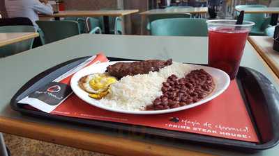 Mania De Churrasco! Prime Steak & Burger Center 3