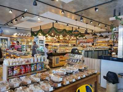 Charlot Casa De Paes E Doces