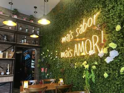 Charlot Casa De Paes E Doces