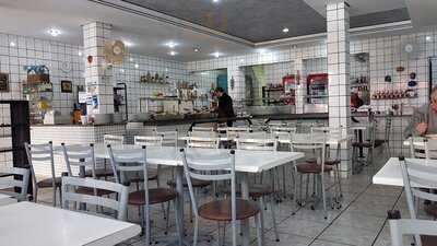 Saladas Carnes E Cia