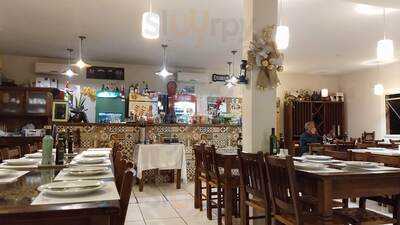 Dom Restaurante E Parrilla