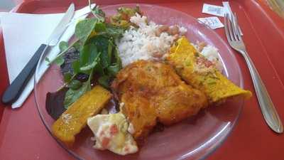 Restaurante Red House