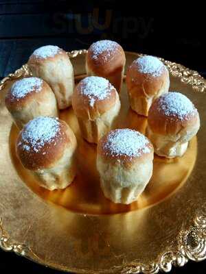 Sucre Artisan Bakery