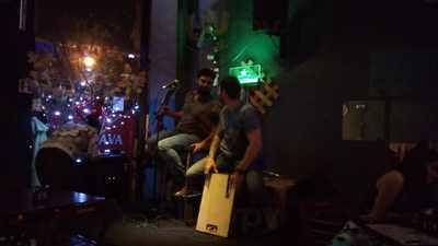 Maria Vai Cazoutras Lounge Bar