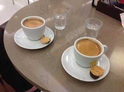 Bella Gula Tortaria E Cafe