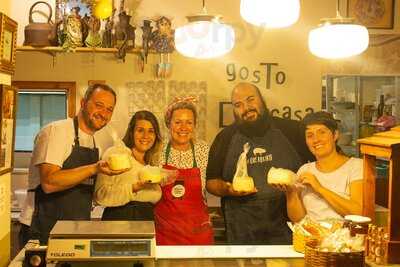 Porcadeiro - De Tudo Um Porco