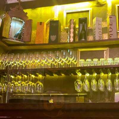 Sacra Rolha Champanharia