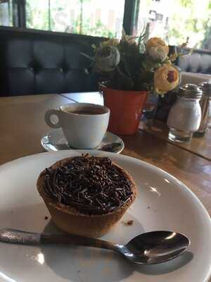 Mattina Café E Bistro