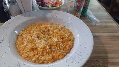 Mattina Café E Bistro