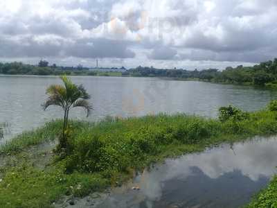 Churrascaria E Lanchonete Tres Geracoes