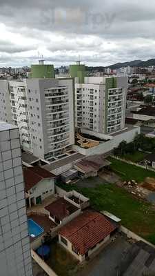 Cafeteria Divinu's Cafe