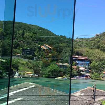 Yashi Sushi Bar Express