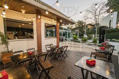 Bangalô Dos Pastéis