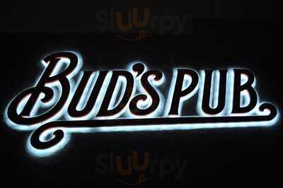 Buds Pub