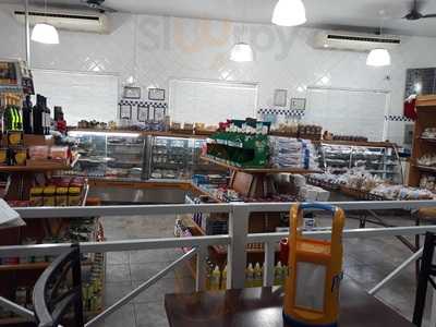 Revenda De Paes E Doces