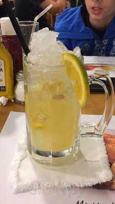 Madero Burger & Grill