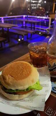Vinnotinto Burger
