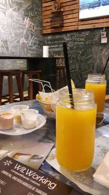 Haüs Kebabs & Sandwichies