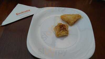 Emirates Bar E Cozinha Árabe