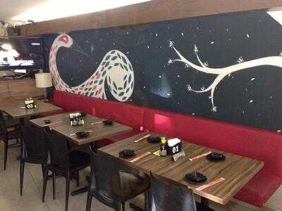 Suteki Sushi Lounge