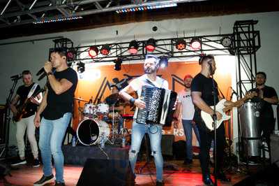 Galpao Gaucho E Xis Tropical