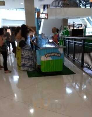 Ben & Jerry's