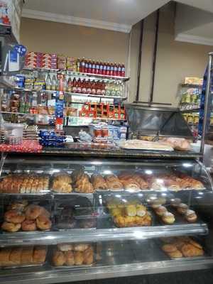 Paes E Doces Esmeralda