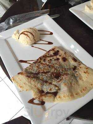 Buffet De Crepe Petit Paris