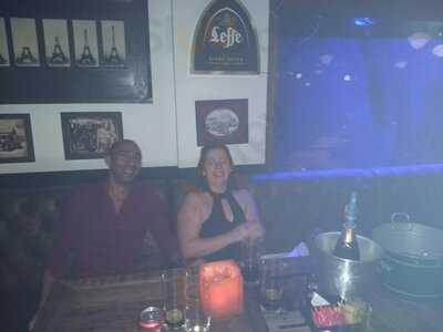 Akbar Lounge E Disco