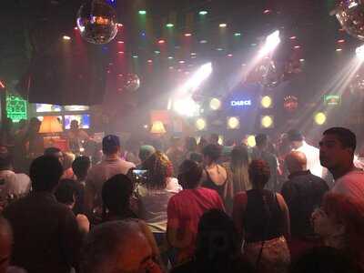 Akbar Lounge E Disco