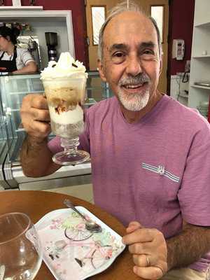 Padaria E Confeitaria Trigalle