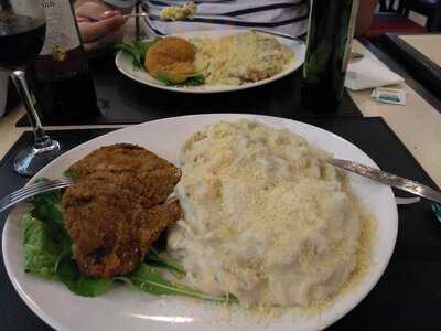 Casella Pizzas & Pastas