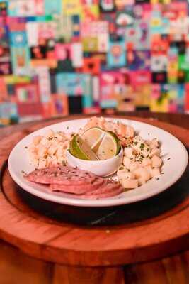 Frontstage Music Bar