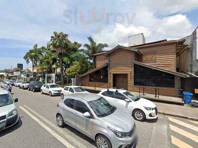 Lago's Restaurante E Bar