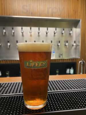 Lago's Restaurante E Bar