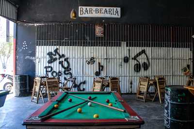Bar-bearia Monte Cristo