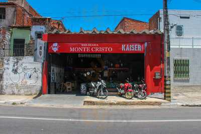 Bar-bearia Monte Cristo