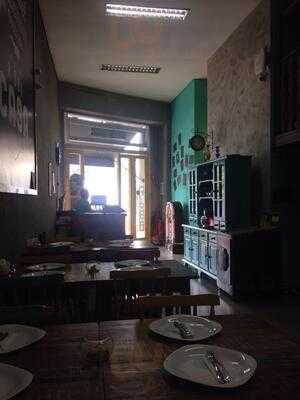 Mami Bistrot & Café