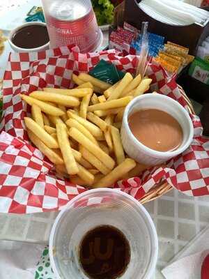 Salut! Café E Restaurante