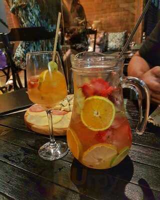 Baby Beach Champanheria