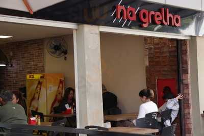 Na Grelha