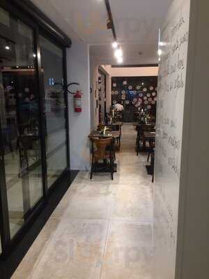 Restaurante Ramada Encore