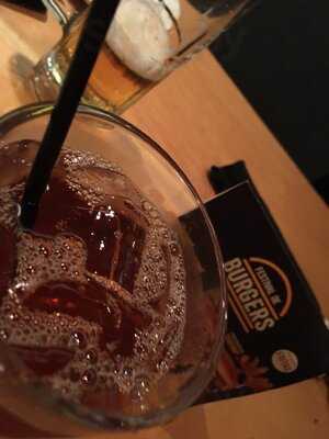 Outback Steakhouse - Shopping Metrô Santa Cruz