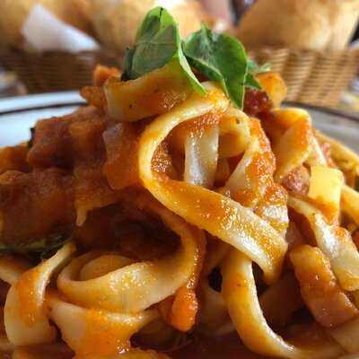 Restaurante E Pizzaria Lenharetto