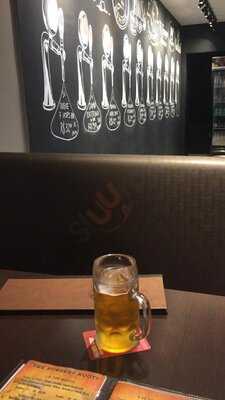 Roots Art Burger Craft Beer