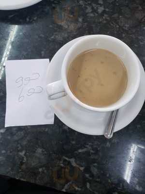 Padaria E Confeitaria Roquete