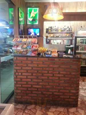 Democratico Restaurante & Choperia