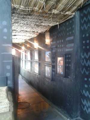 Baobar Gastronomia E Arte Africana