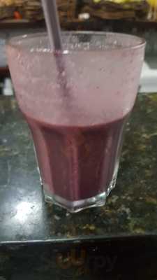 Lanches Tropicalhentes