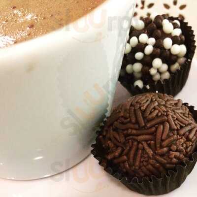 Brigadeiro Doceria E Café